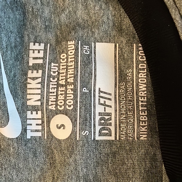 NIKE BUNDLE - Picture 13 of 16